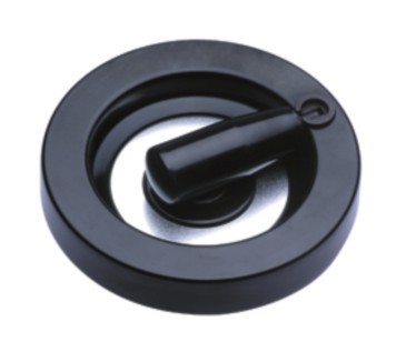 Full scale hand wheel with folding handle